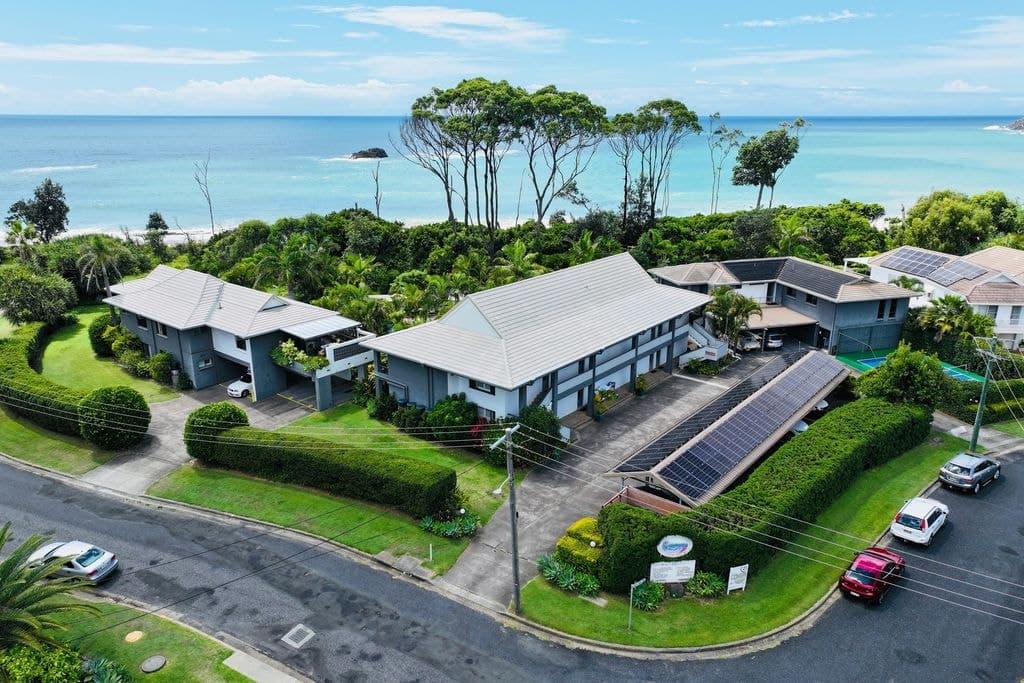9/36 Sandy Beach Road, Korora - Image 1