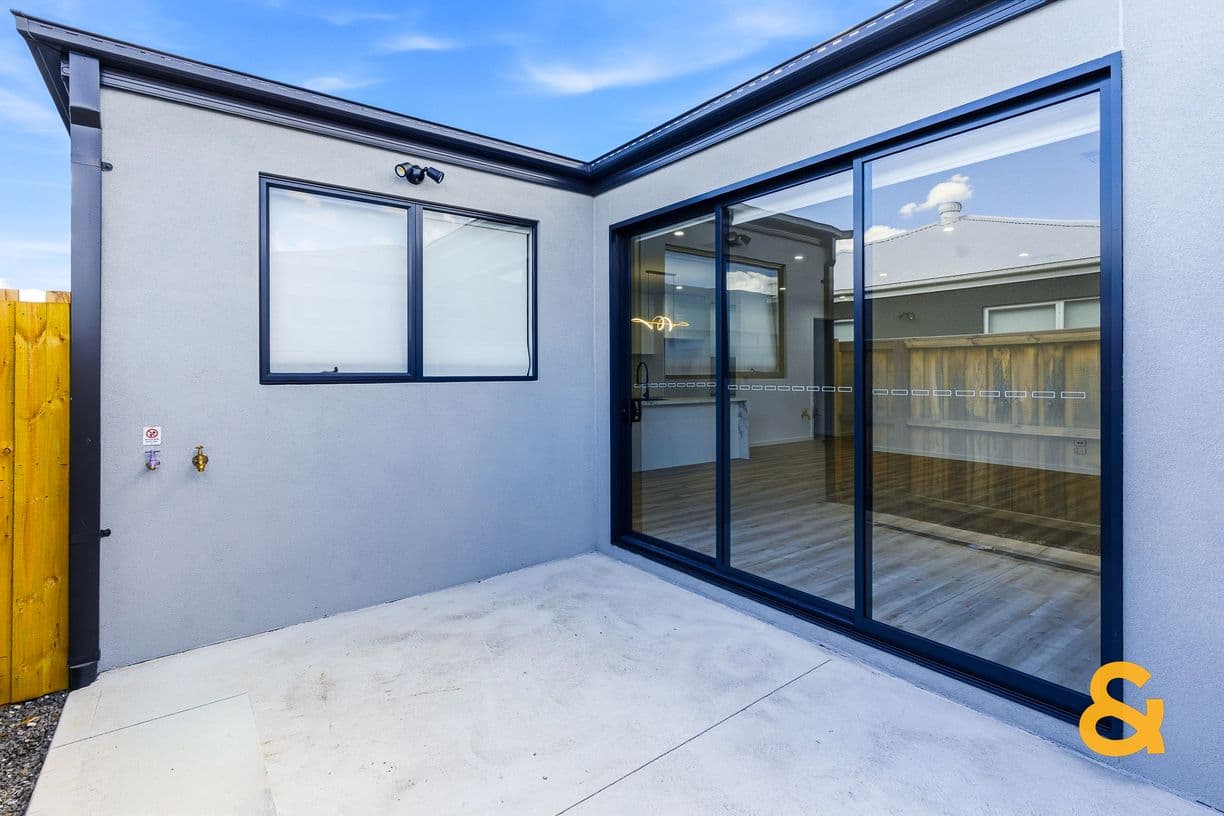 10 Kooyongkoot Drive, Mickleham, VIC 3064, Mickleham - Image 1