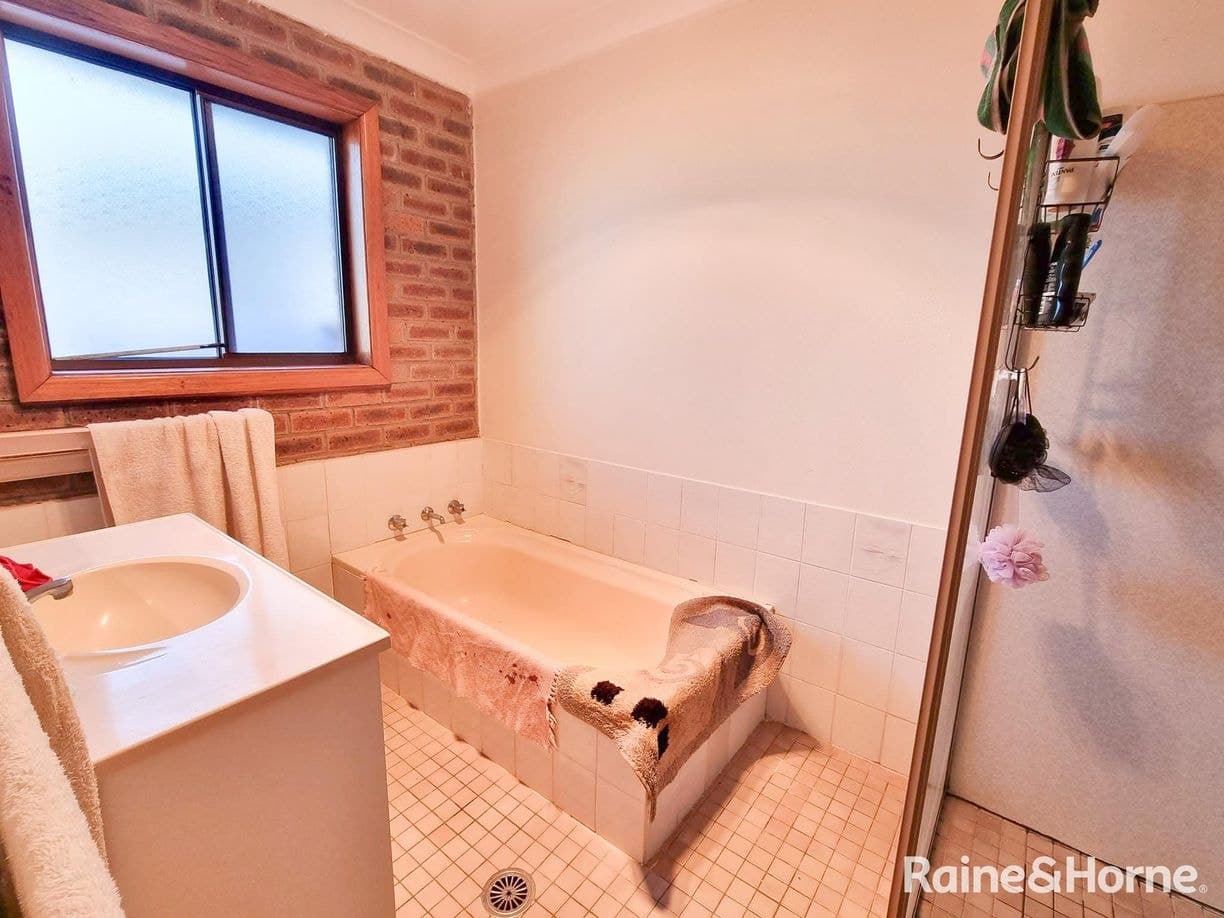1 2 & 3/24 East Street, Grenfell, NSW 2810, Grenfell - Image 1