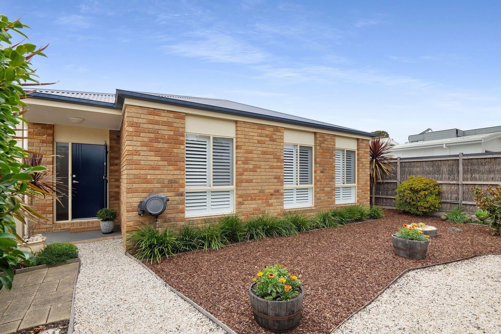 1/5 Ti Tree Grove, Mornington - Image 1