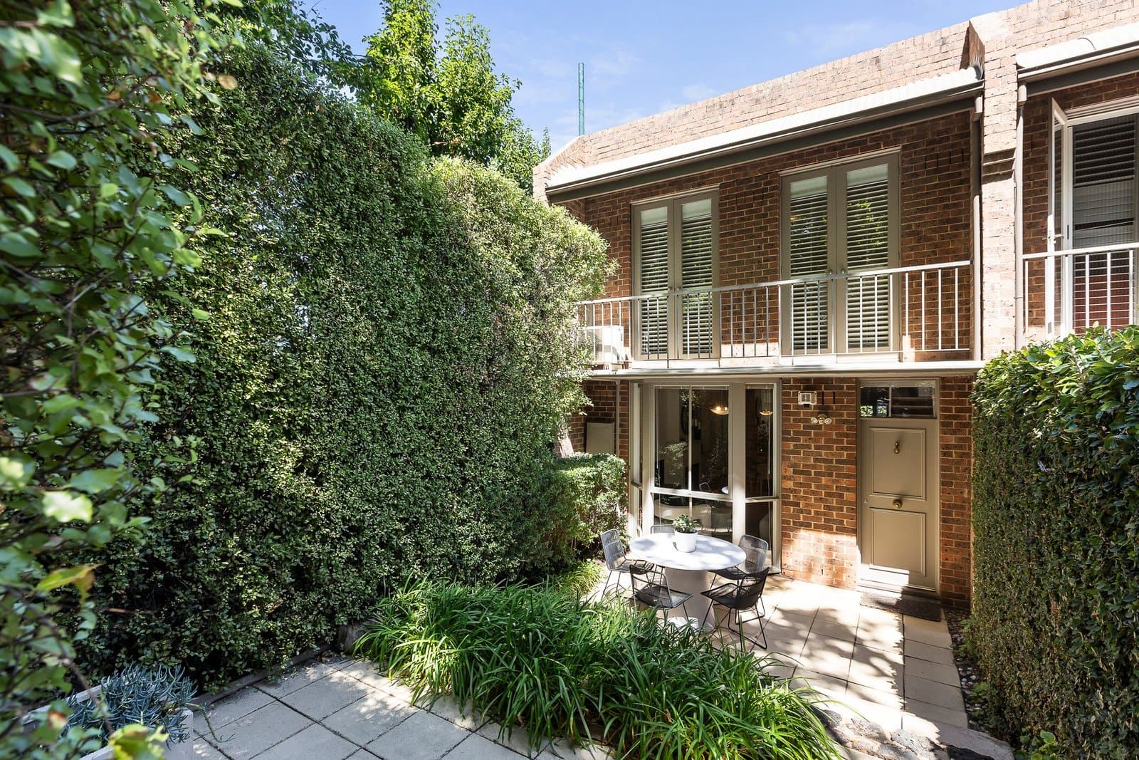 16/2 Shipley Street, South Yarra - Image 1