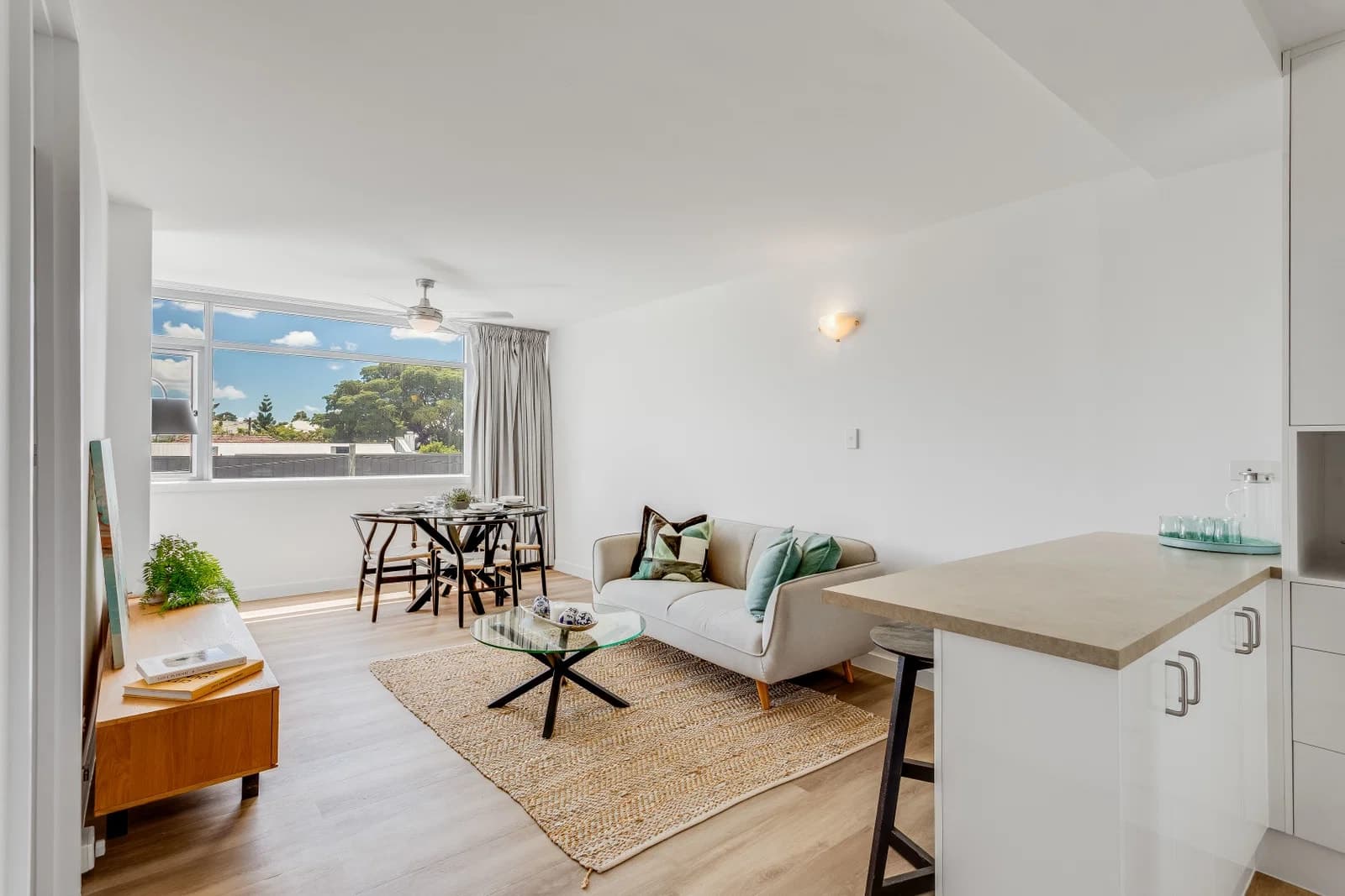 2b/172 Oxlade Drive New Farm QLD 4005, New Farm - Image 1