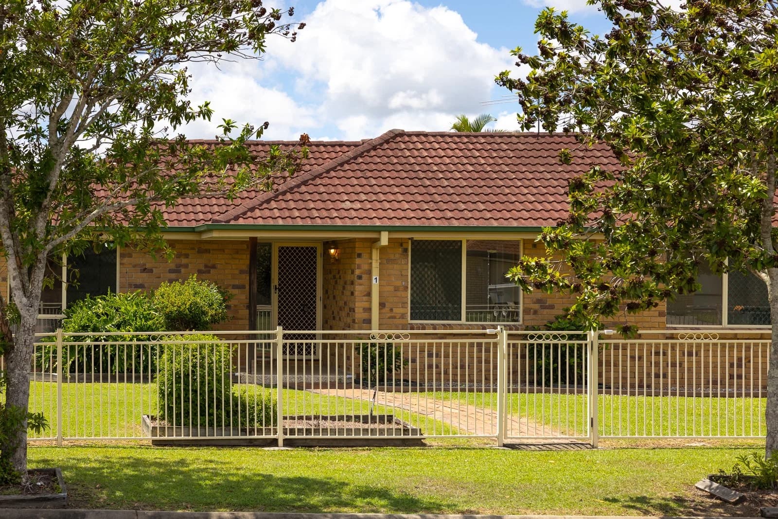 1 Cressbrook Court, Meadowbrook, QLD, 4131, Meadowbrook - Image 1