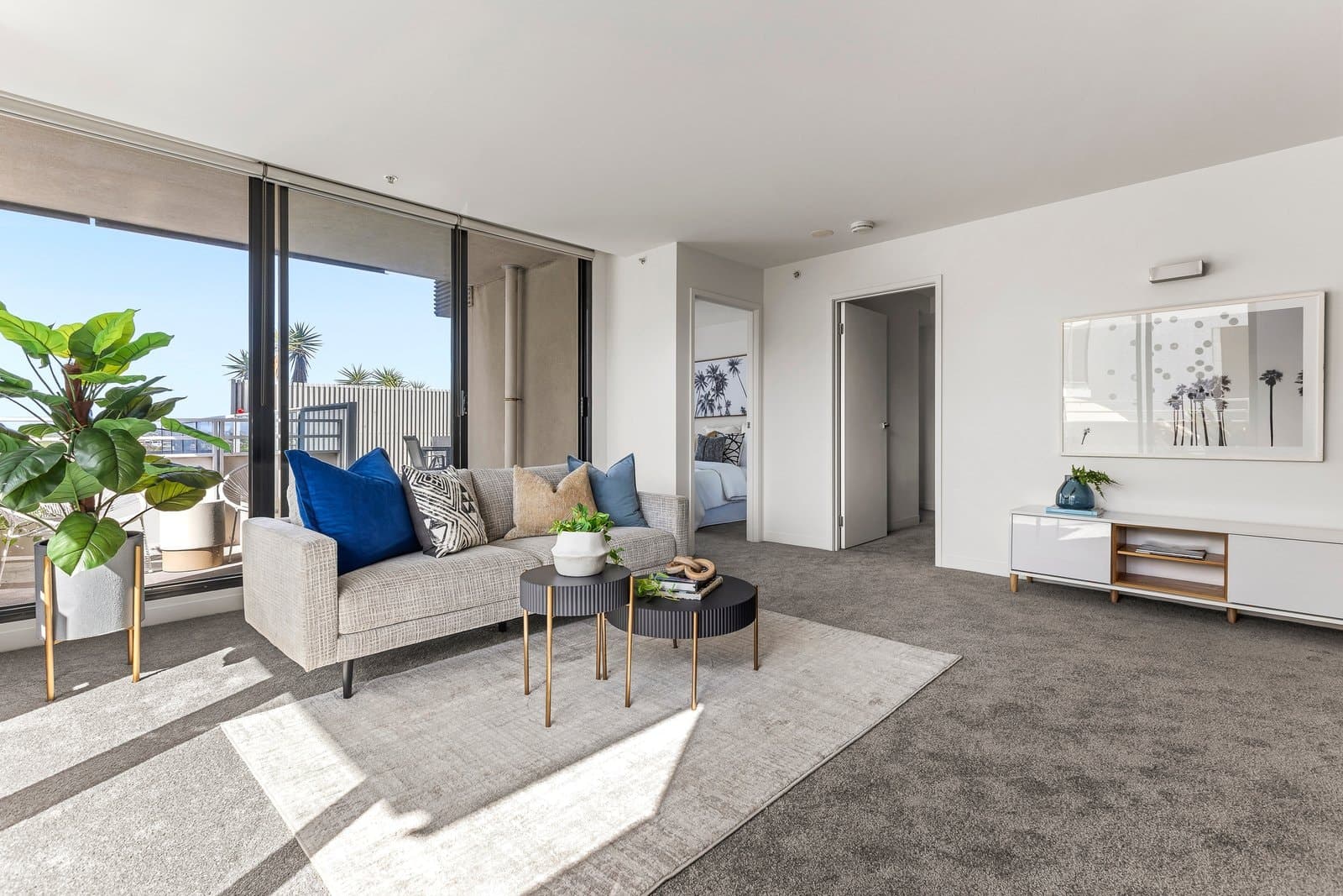 906/377 Burwood Road, Hawthorn - Image 1