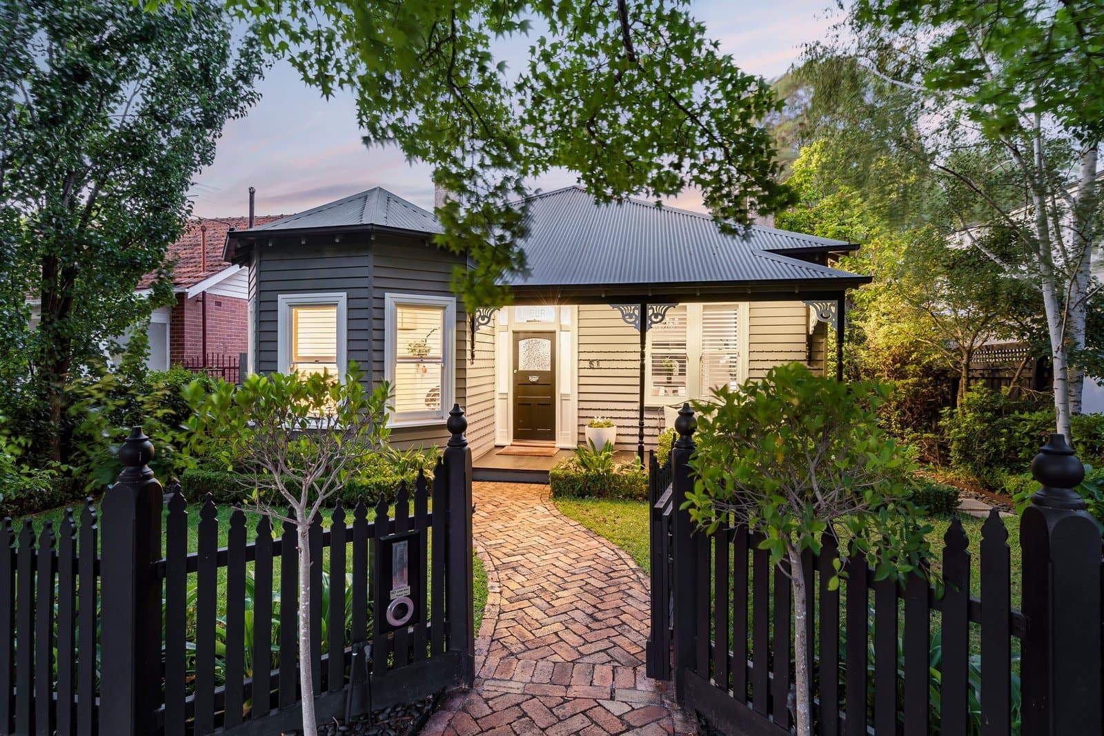 51 Leura Grove, Hawthorn East - Image 1