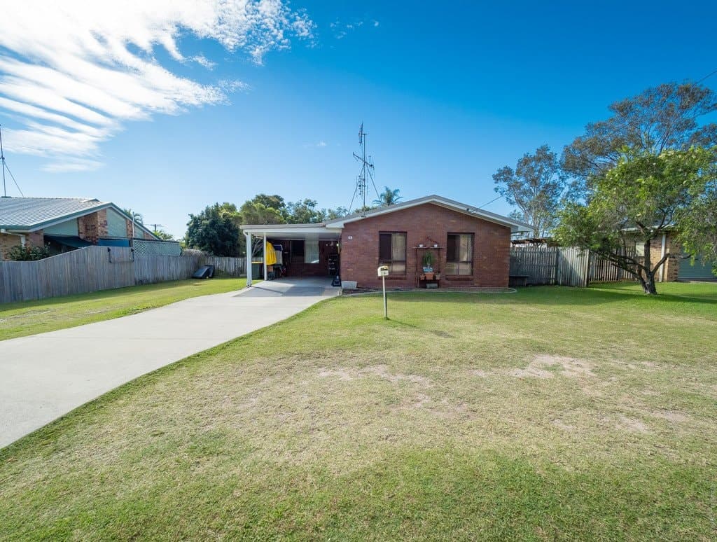 4
Debra
Court
urangan
QLD,
4655, Urangan - Image 1