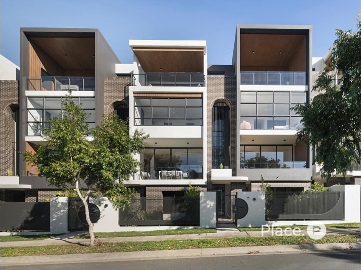 75 Jacaranda Place, Indooroopilly - Image 1