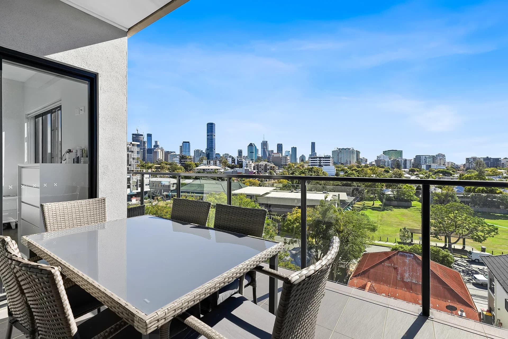 404/24 Bromley Street, Kangaroo Point, QLD, 4169, Kangaroo Point - Image 1