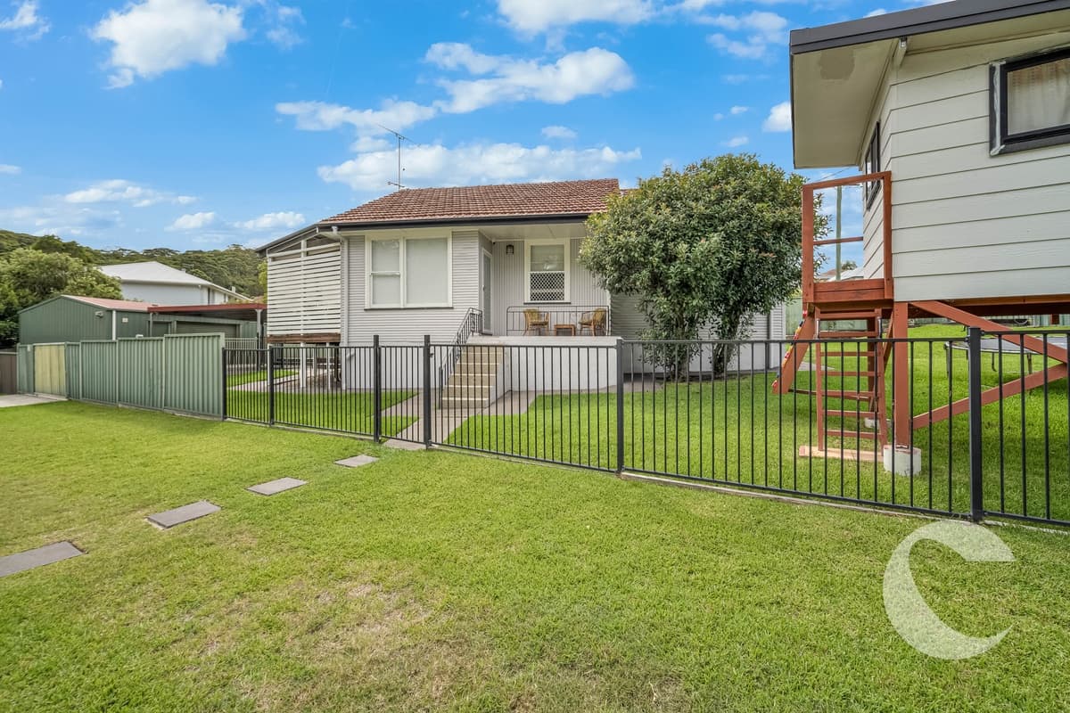 23 Fairview Avenue, Charlestown, Charlestown - Image 1
