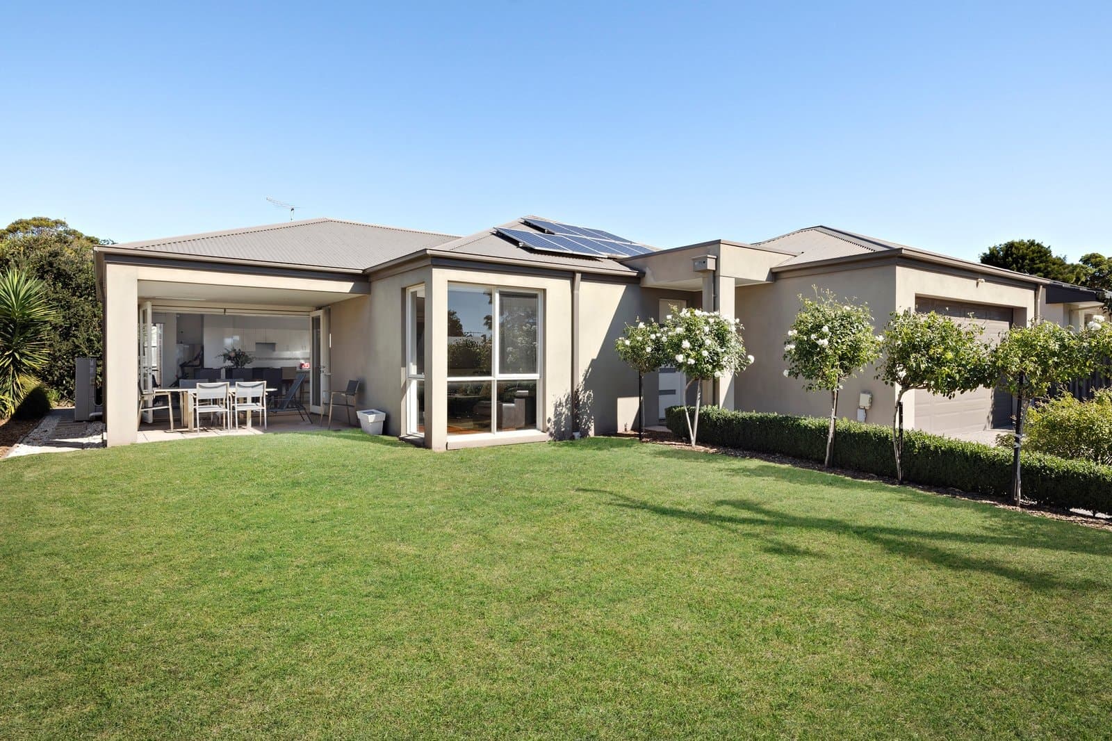 24 Acheron Avenue, Mount Eliza - Image 1