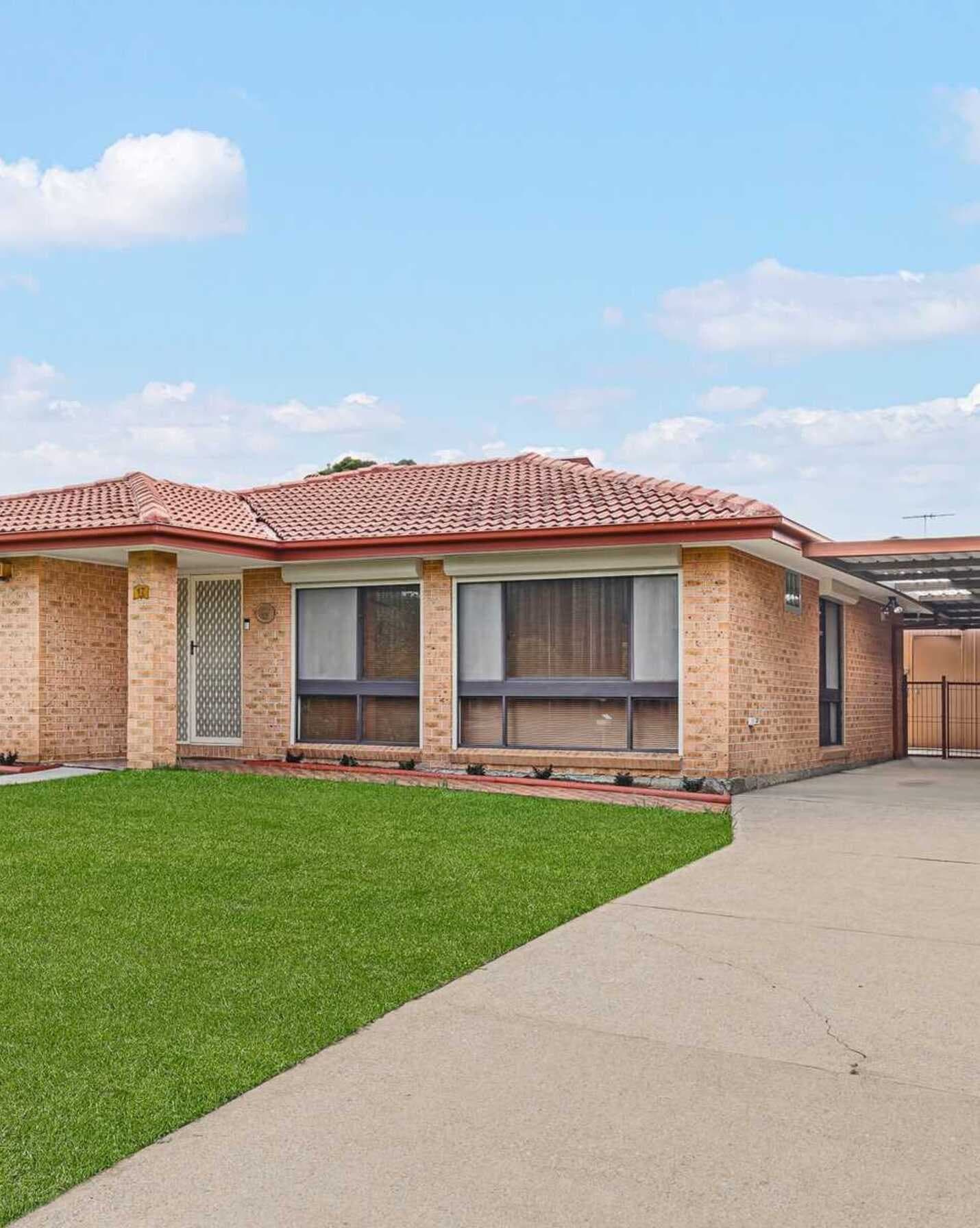 17 Polonia Avenue Plumpton, Plumpton - Image 1