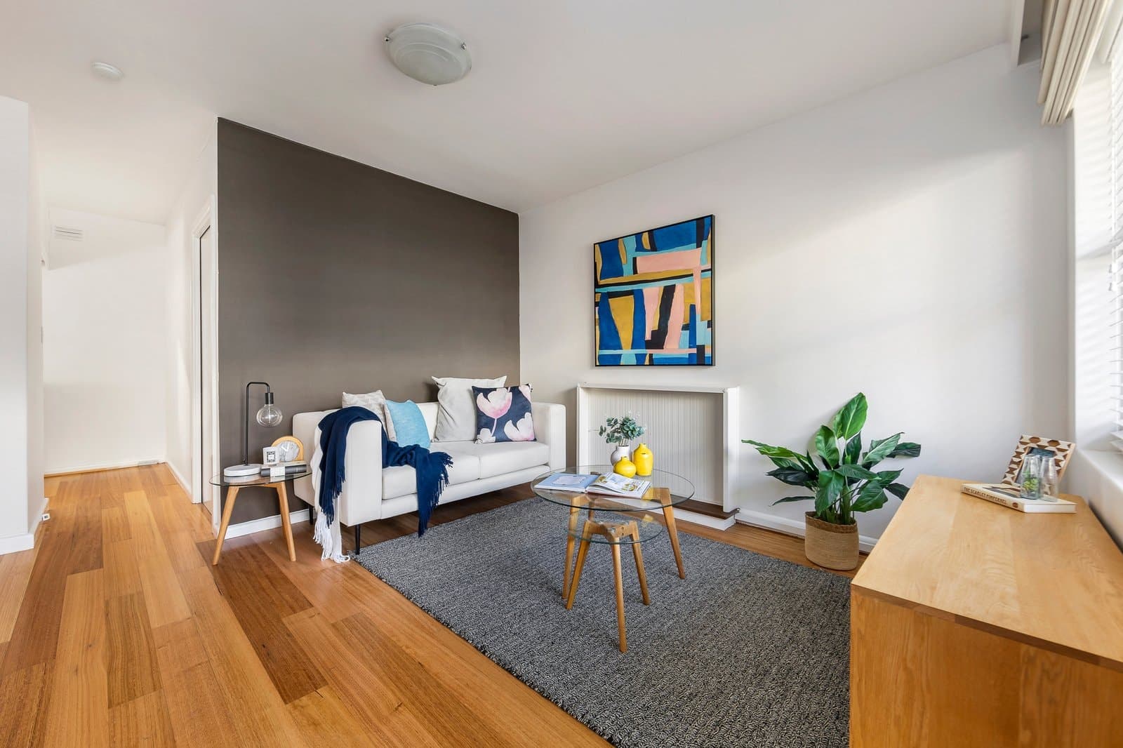 8/563 Glenferrie Road, Hawthorn - Image 1