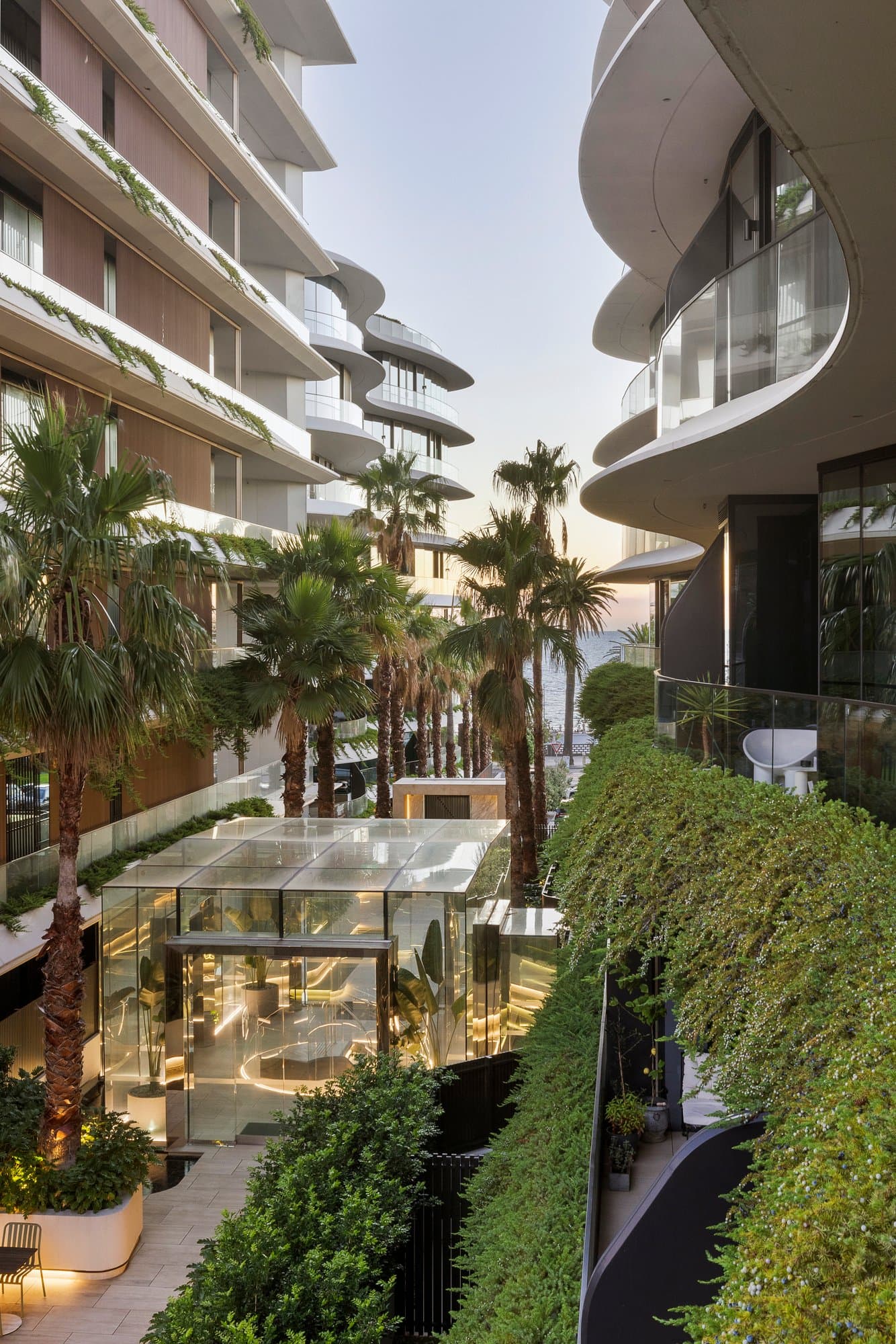 306p/14-16 The Esplanade, St Kilda - Image 1
