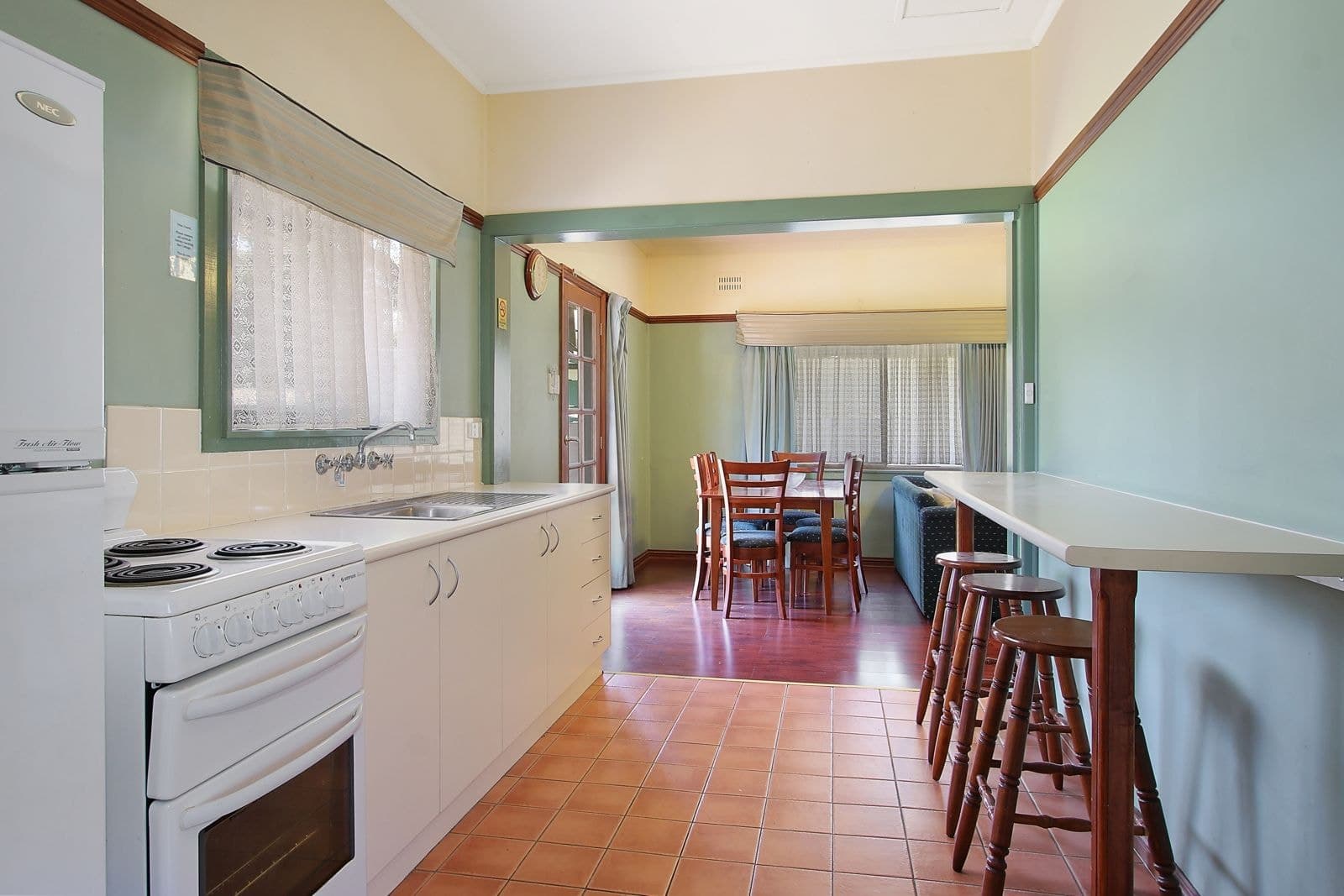 8 Spotted Gum Drive, Lake Hume Village, Albury NSW 2640, Albury - Image 1