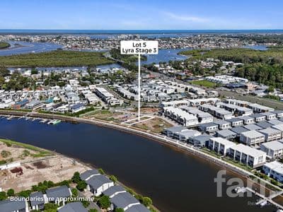 192 Marina Quays Boulevard, HOPE ISLAND, Hope Island - Image 1