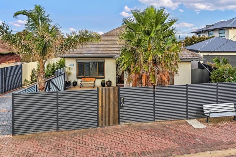 308 Military Road, Semaphore Park - Image 1