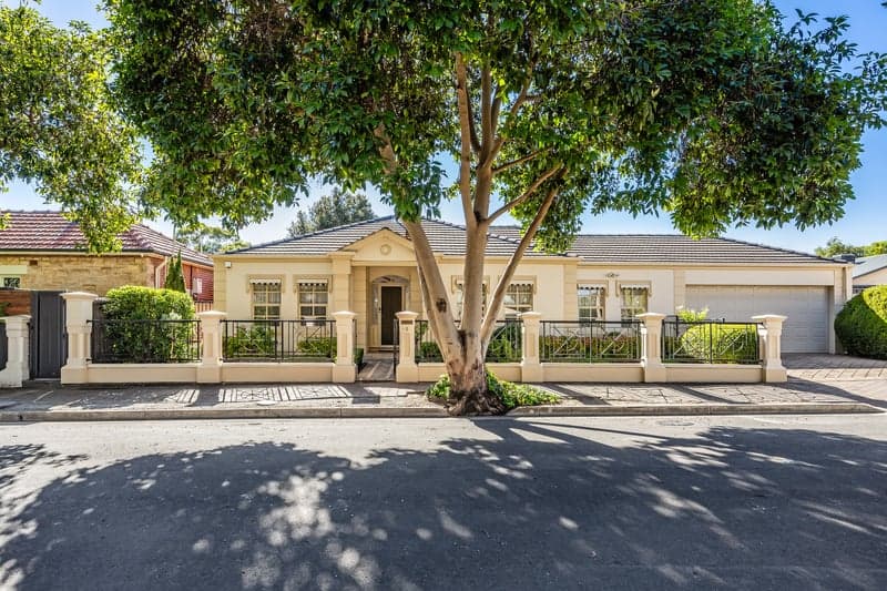 5 Sunnymeade Avenue, Fullarton - Image 1