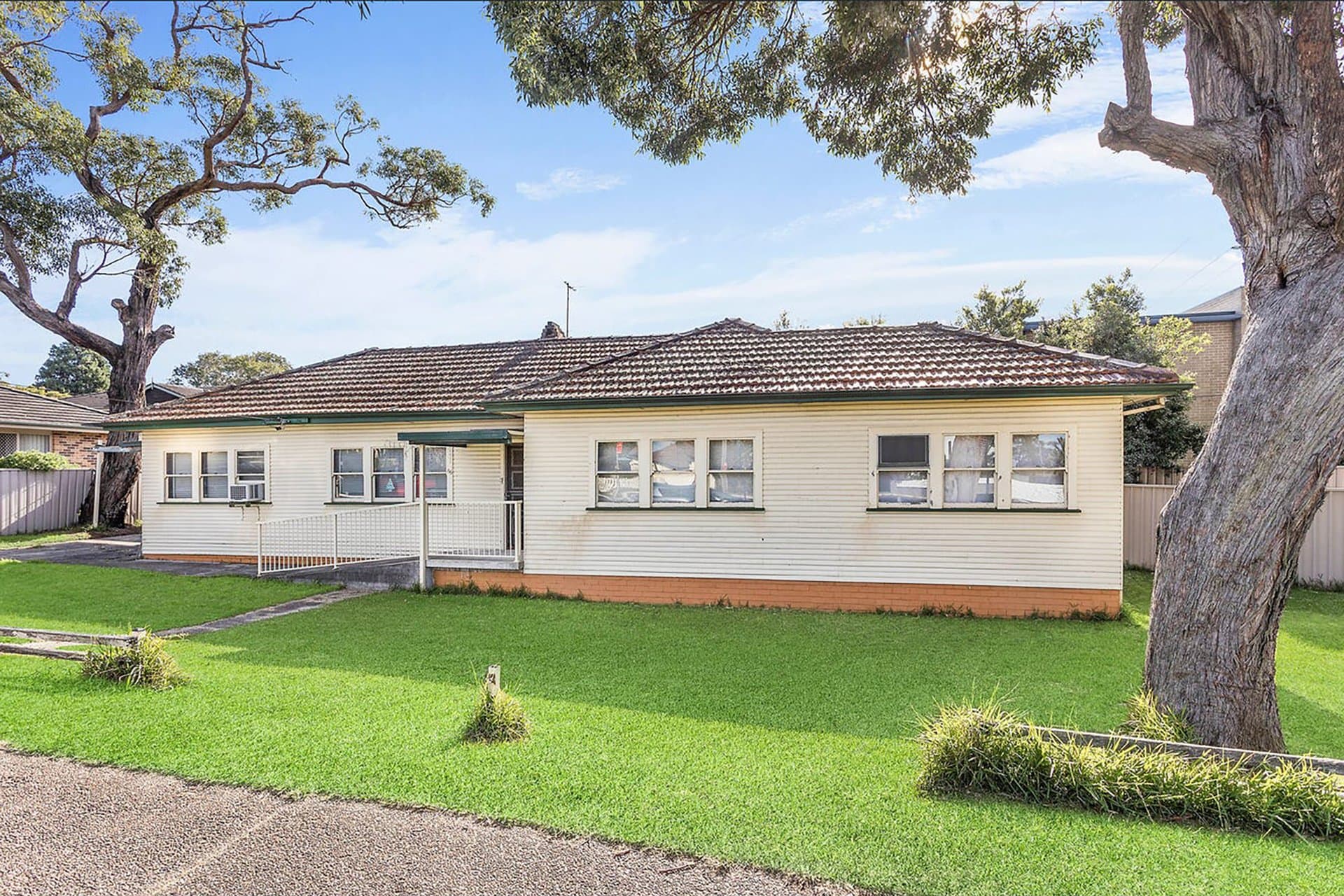 743 Kingsway, Gymea - Image 1