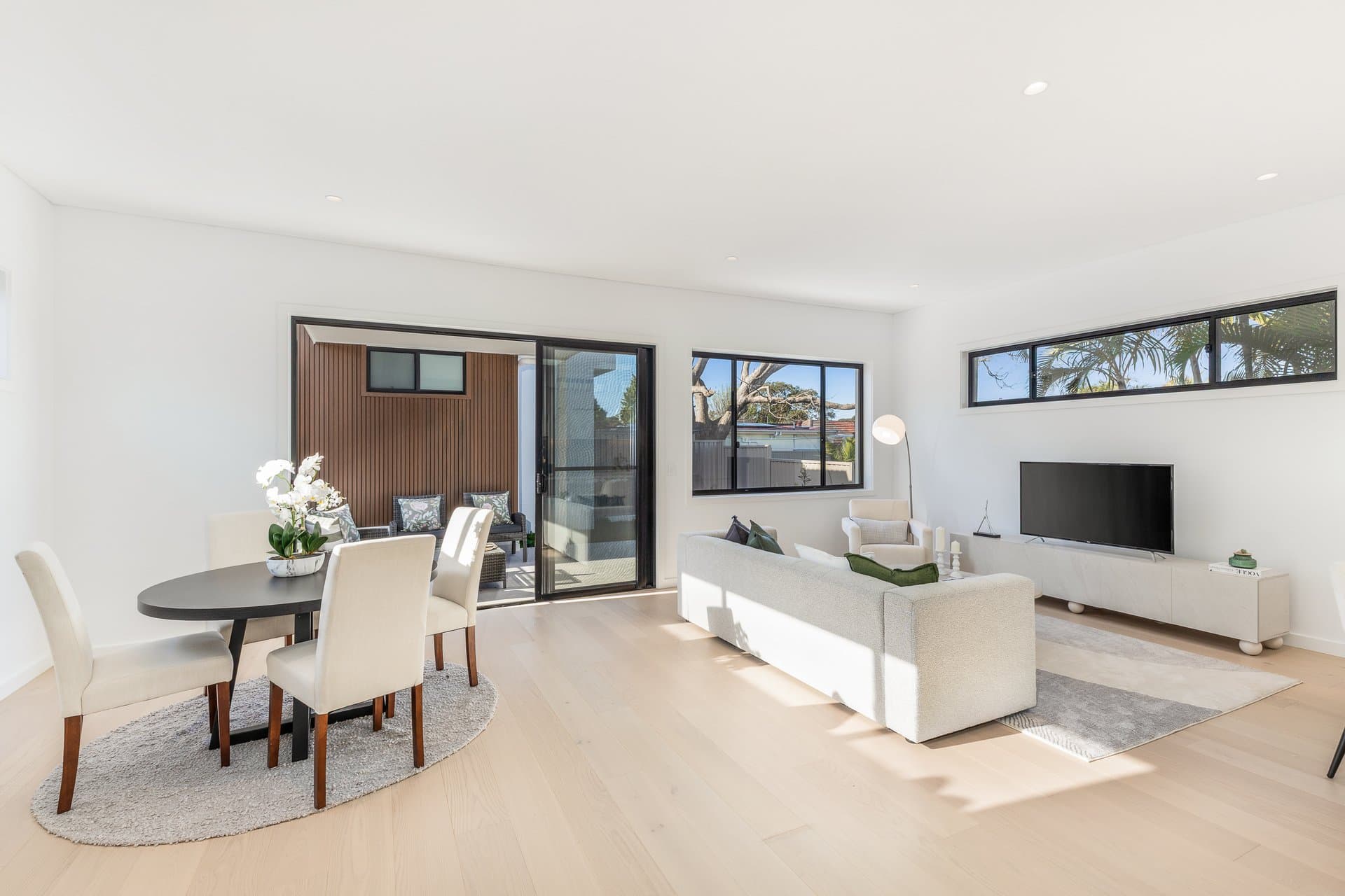 1/107 President Avenue, Caringbah - Image 1