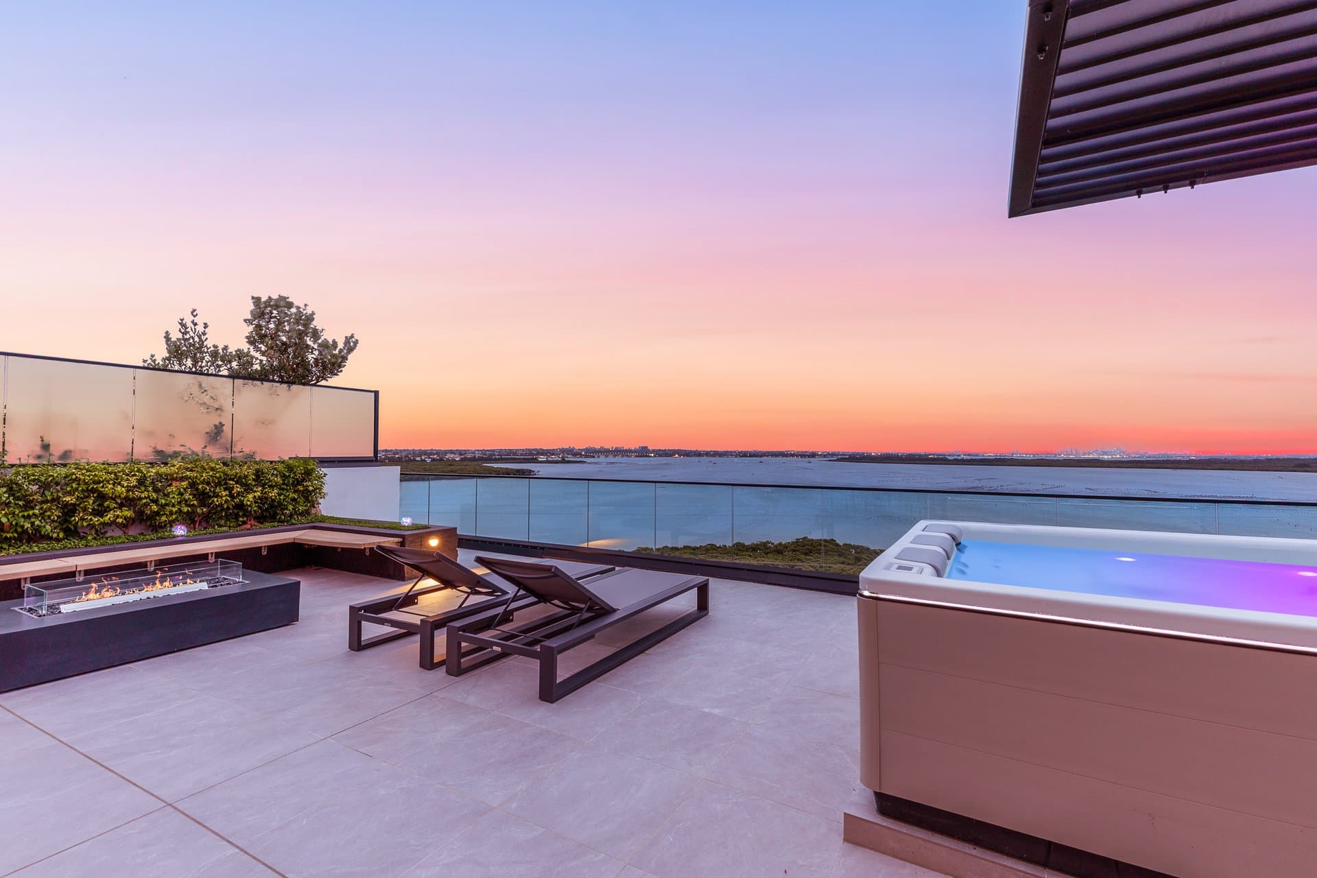 729/455c Captain Cook Drive, Woolooware - Image 1