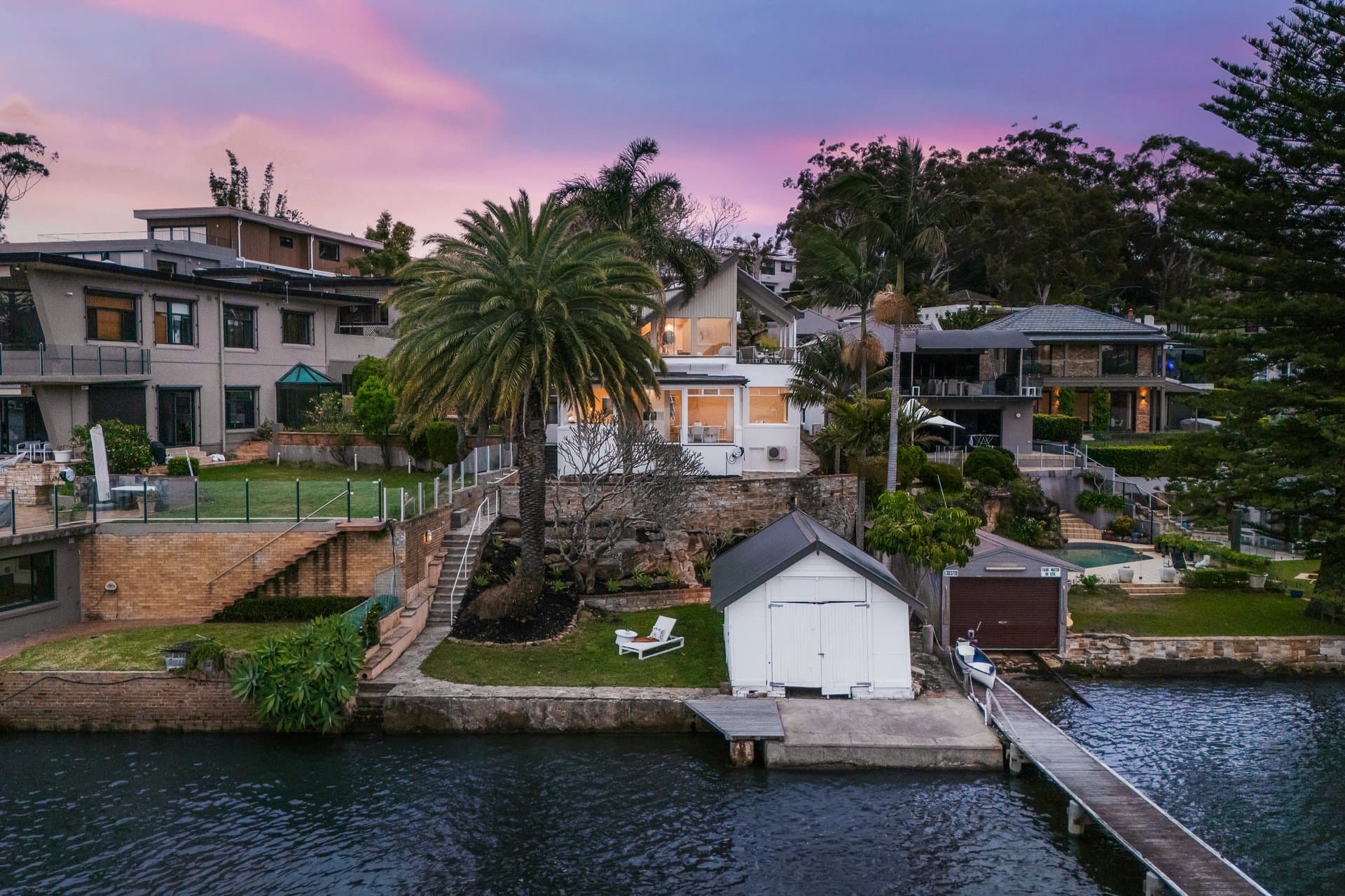9 Boorroo Street, Kangaroo Point - Image 1