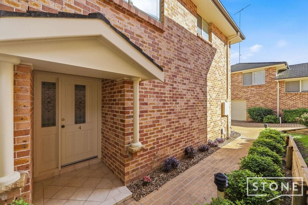 4/3 Evans Crescent, Richmond, Richmond - Image 1