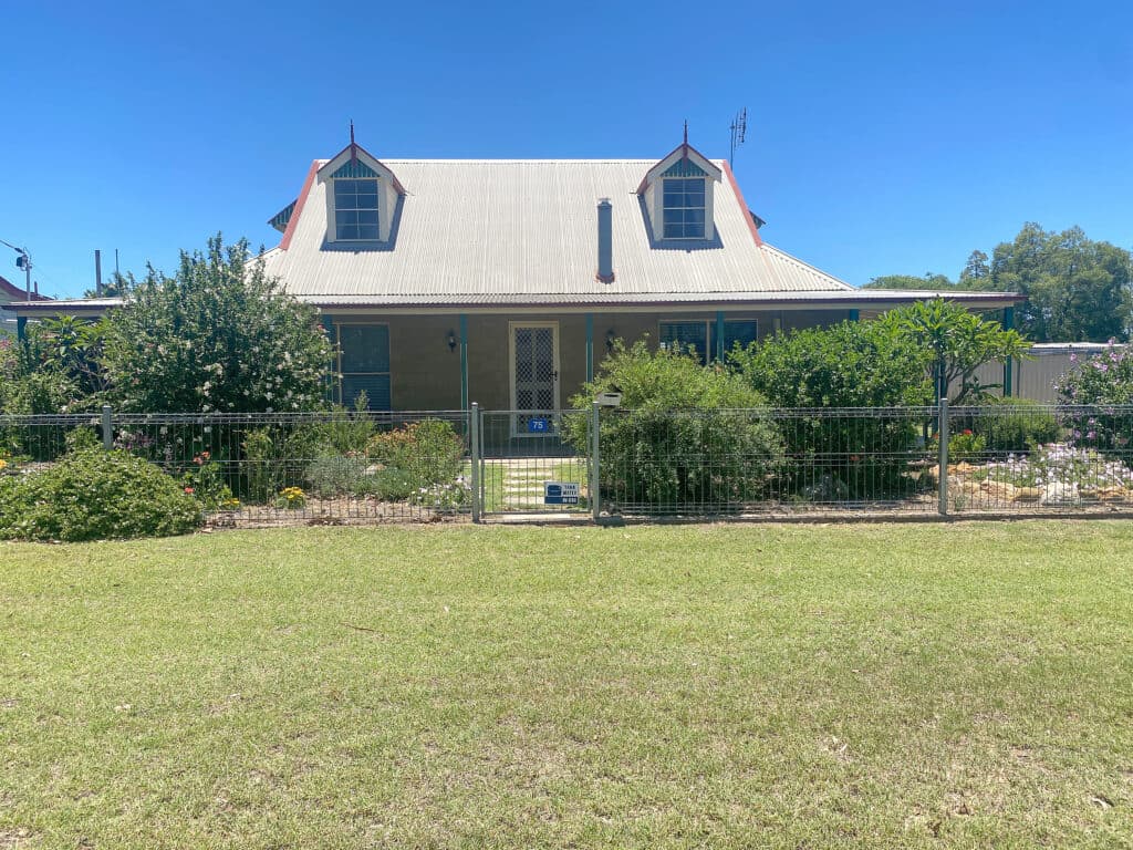 75 Constance Street, MILES QLD 4415, Miles - Image 1