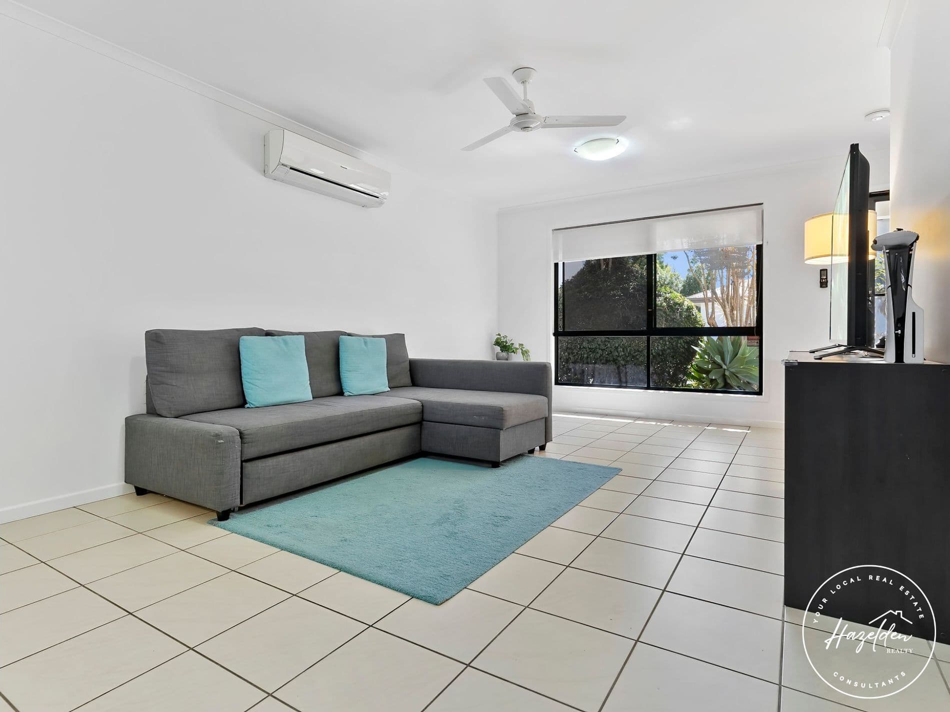 11 / 2A Swan Street, Beerwah, Beerwah - Image 1