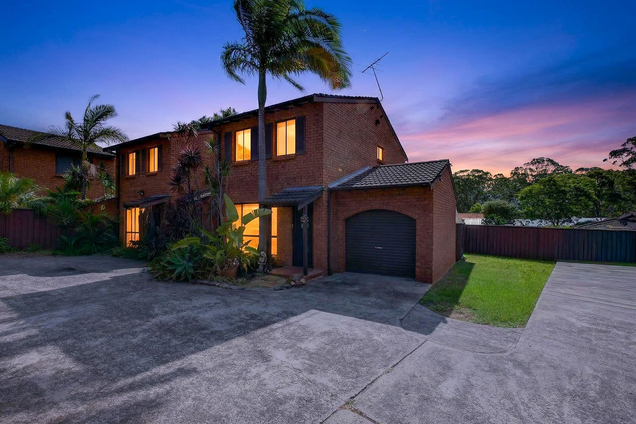 6/7 Shrike Place, Ingleburn NSW 2565, Ingleburn - Image 1