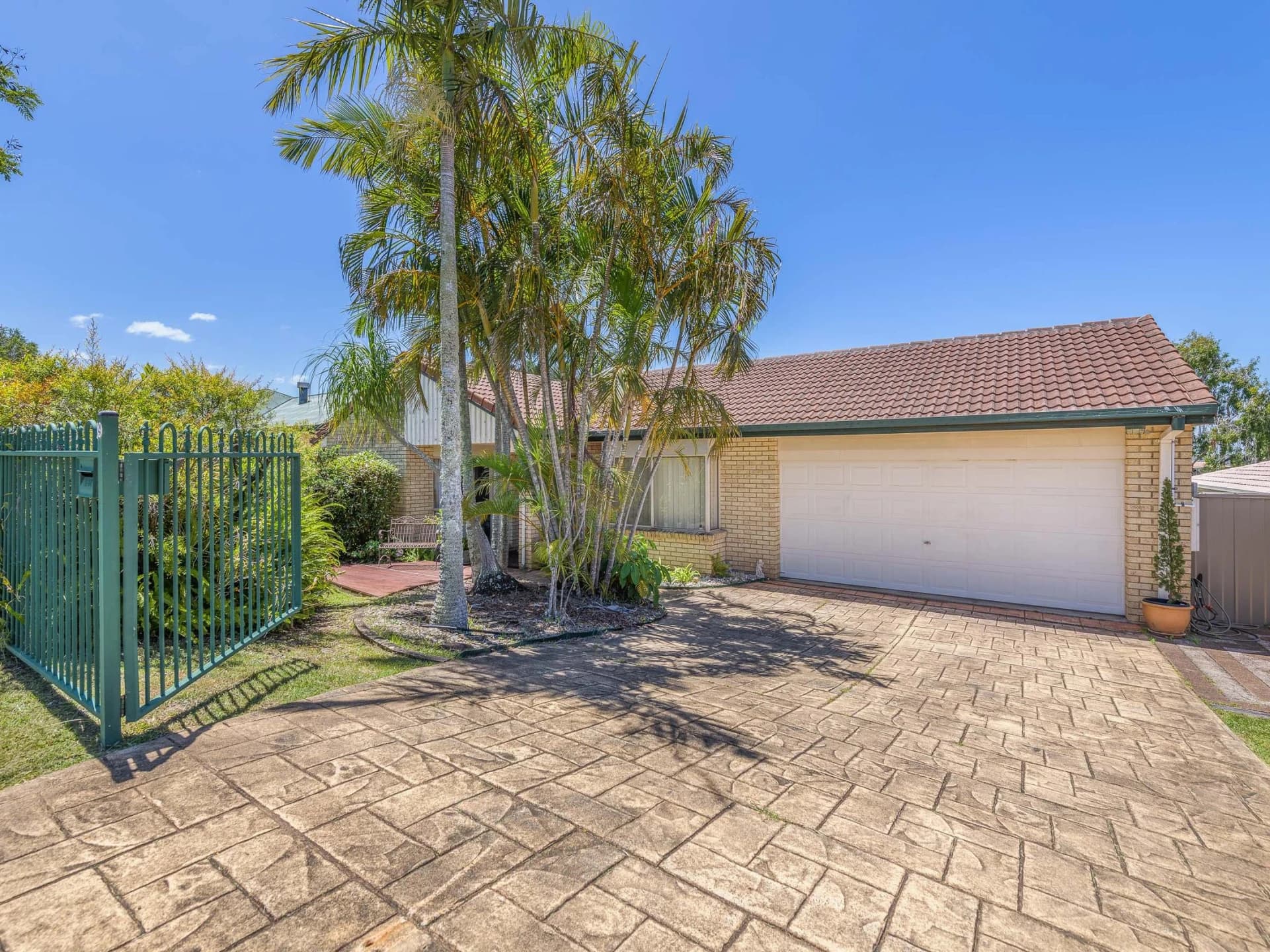 Parkwood QLD 4214, Parkwood - Image 1