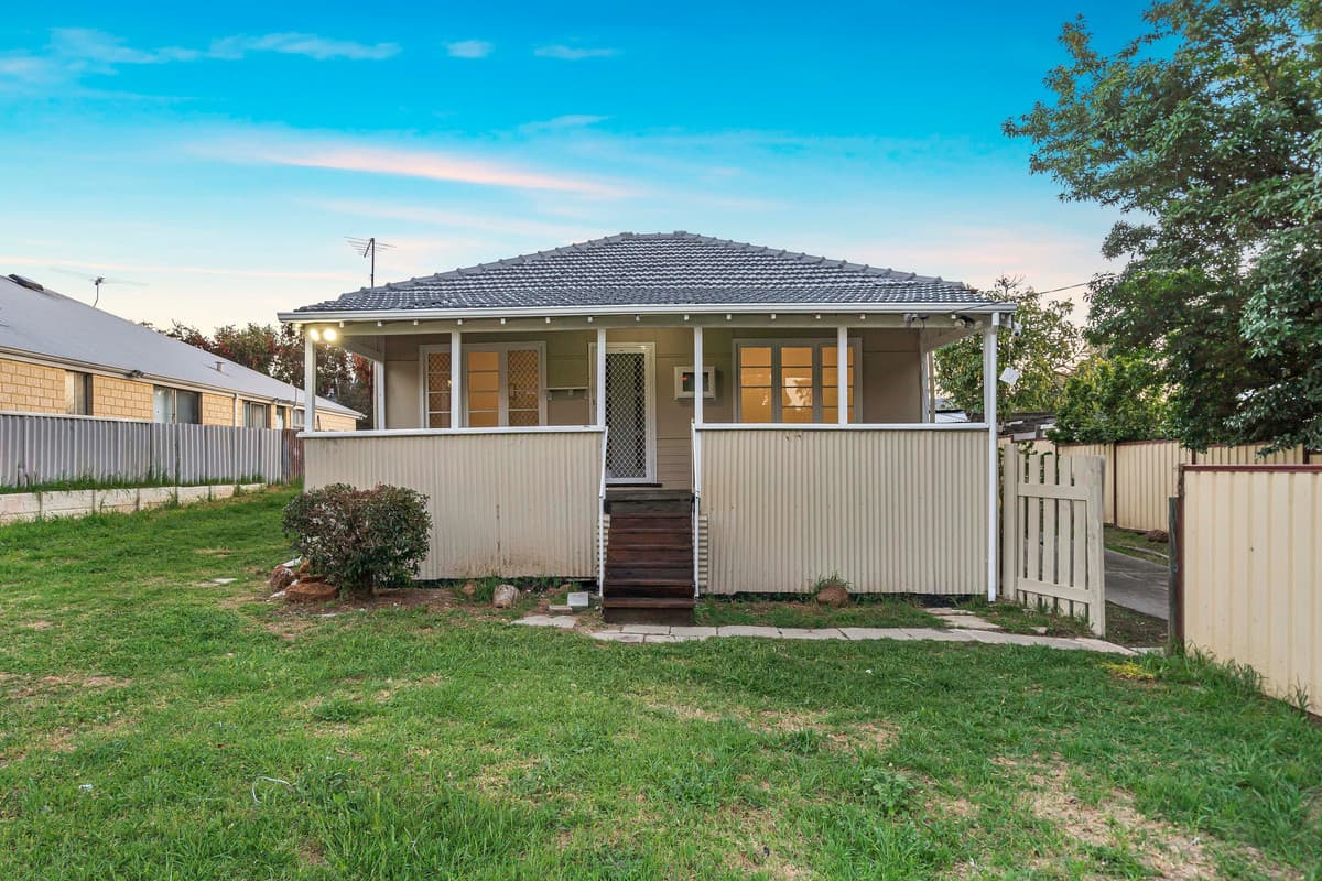 7 Meelah Way, Koongamia, WA, Koongamia - Image 1