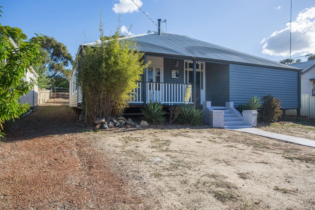 39 Hampton Street, Northam, WA, Northam - Image 1