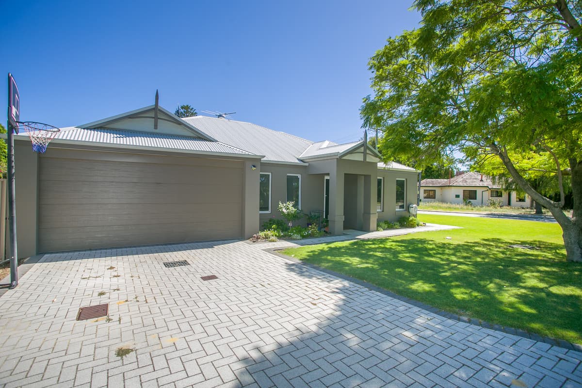 11 Jordan Street, Cloverdale, WA, Cloverdale - Image 1