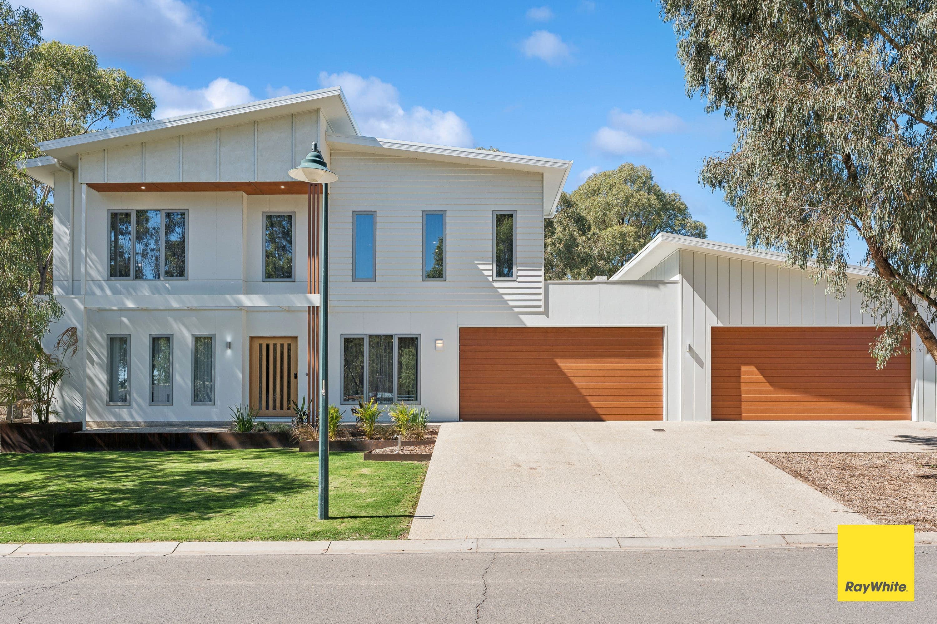 25 Glenelg Drive, Maiden Gully VIC 3551, Maiden Gully - Image 1