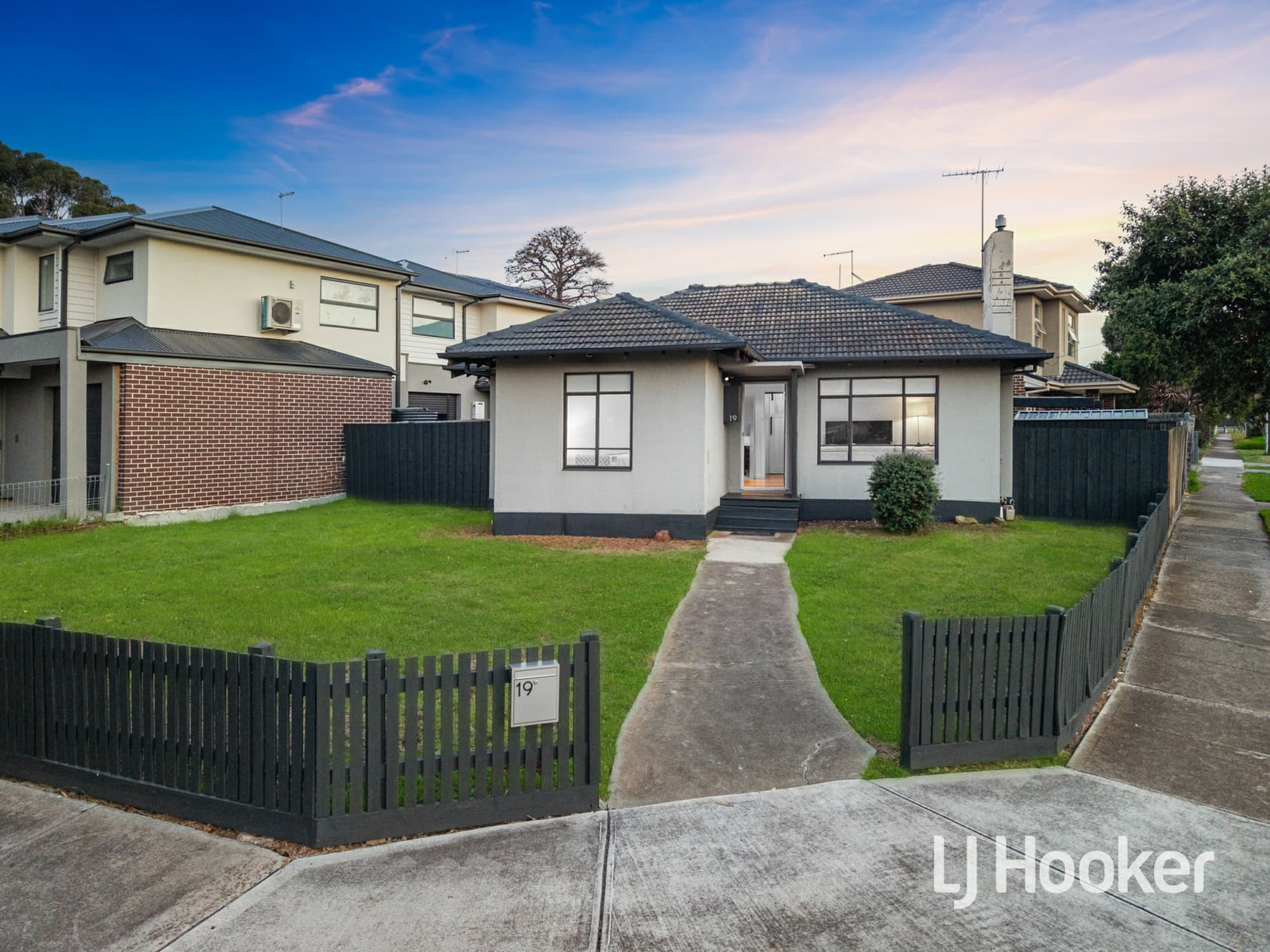 19 Charlesworth Street, Laverton, Laverton - Image 1