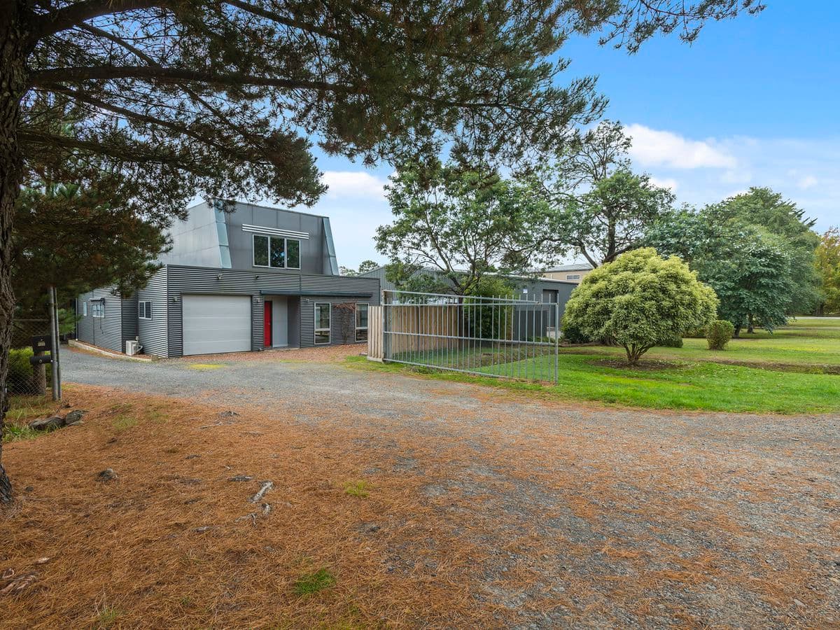 9 Ligar Street, Woodend, Woodend - Image 1