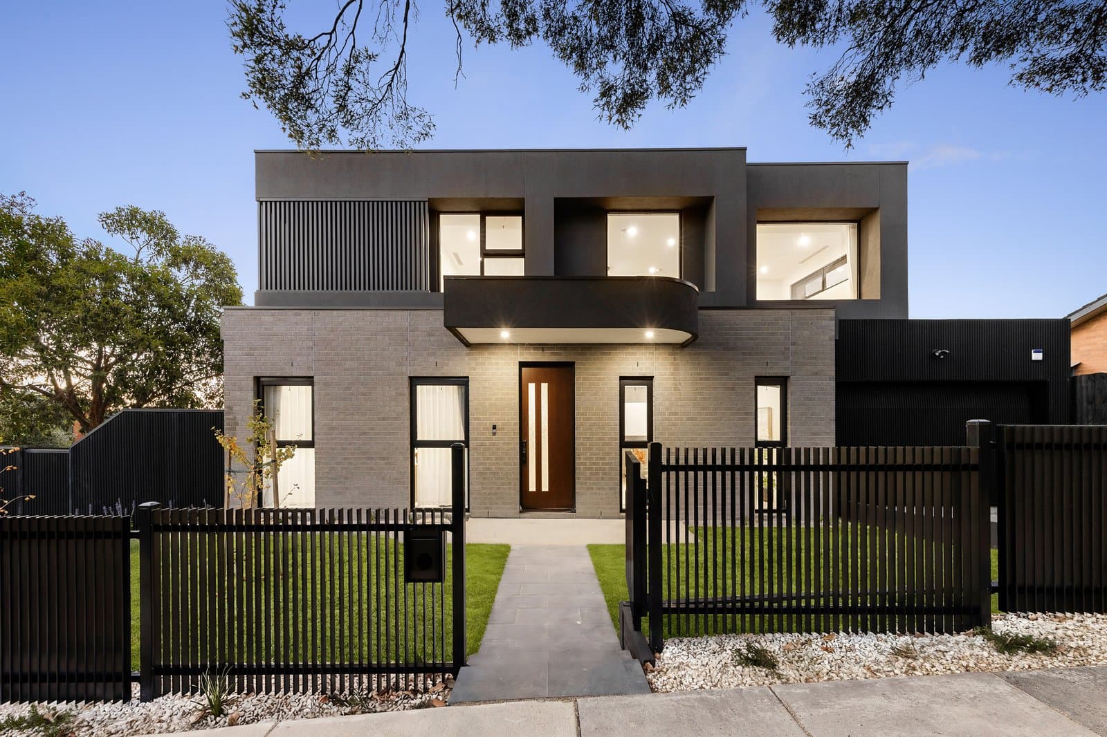 30 Ross Street, Doncaster East, Doncaster East - Image 1
