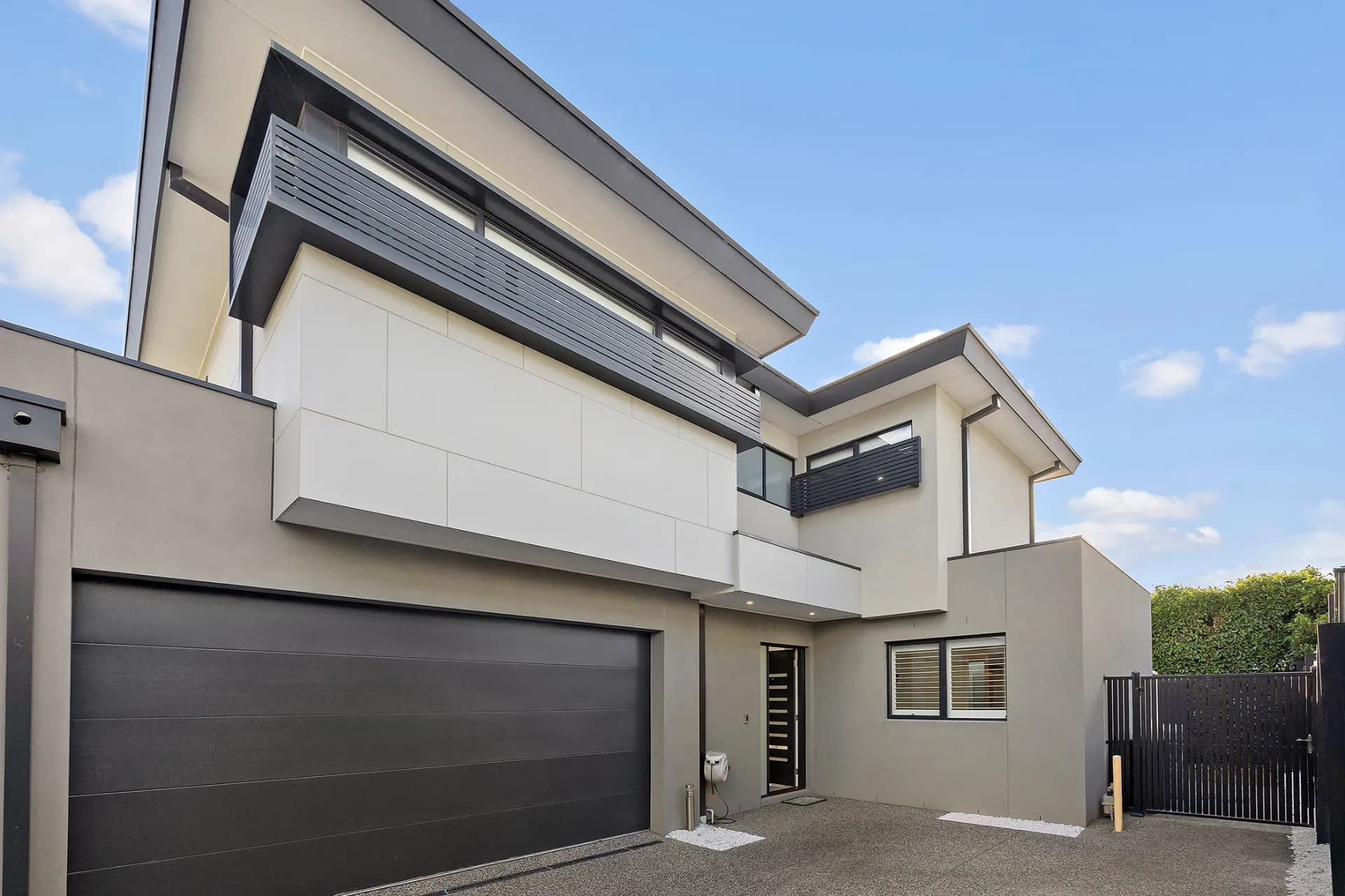 2/542 Bluff Road, Hampton, VIC, Hampton - Image 1