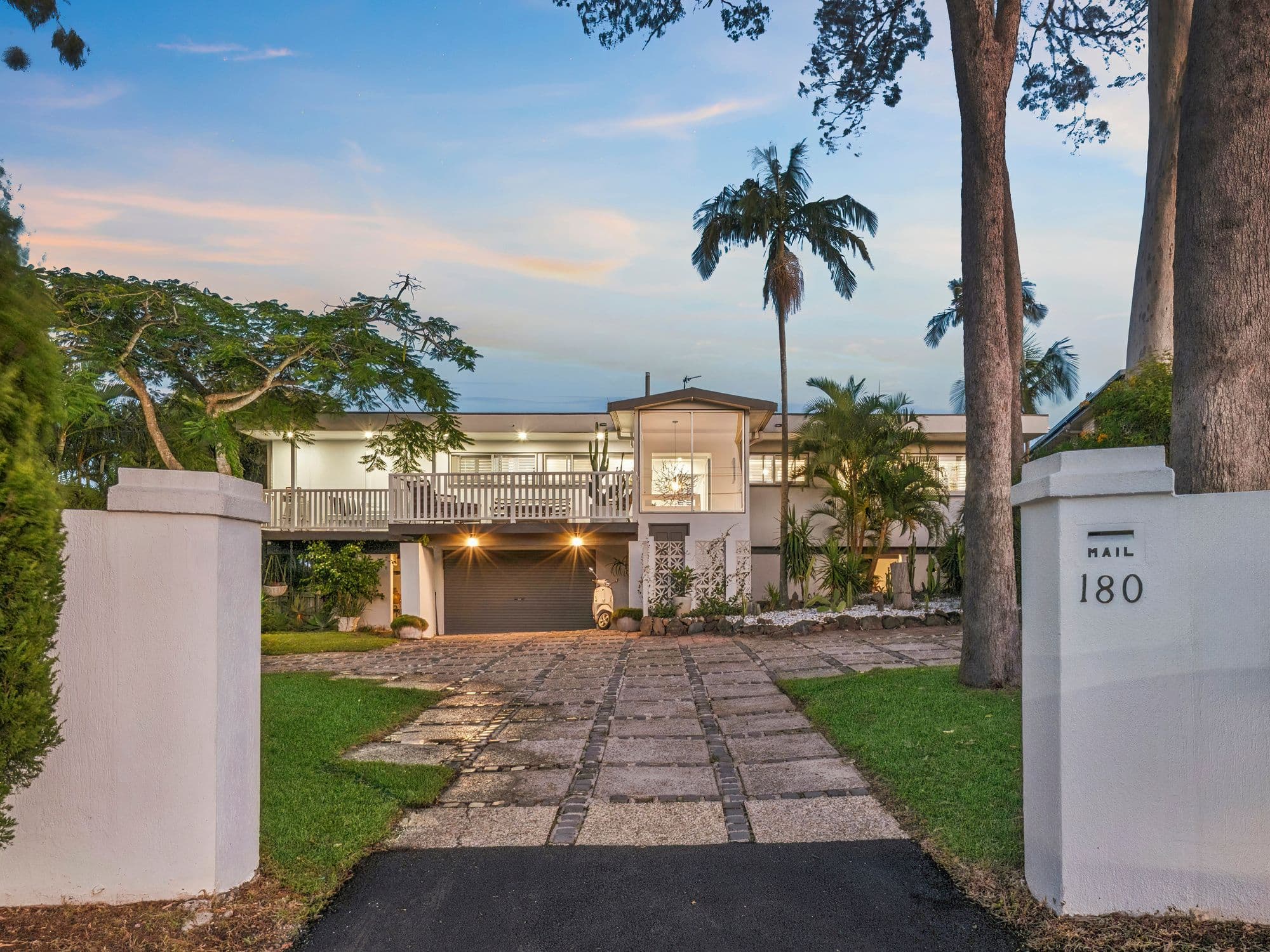 180 Heeb Street, Benowa QLD 4217, Benowa - Image 1