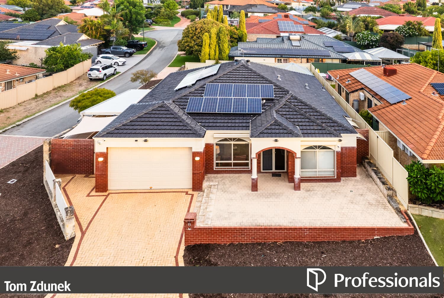 11 Rayner Drive, Landsdale WA 6065, Landsdale - Image 1