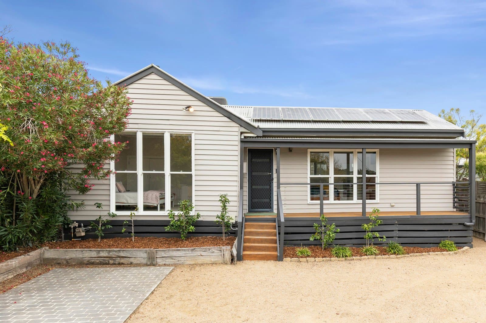 27 Dudley Street, Belmont, Belmont - Image 1