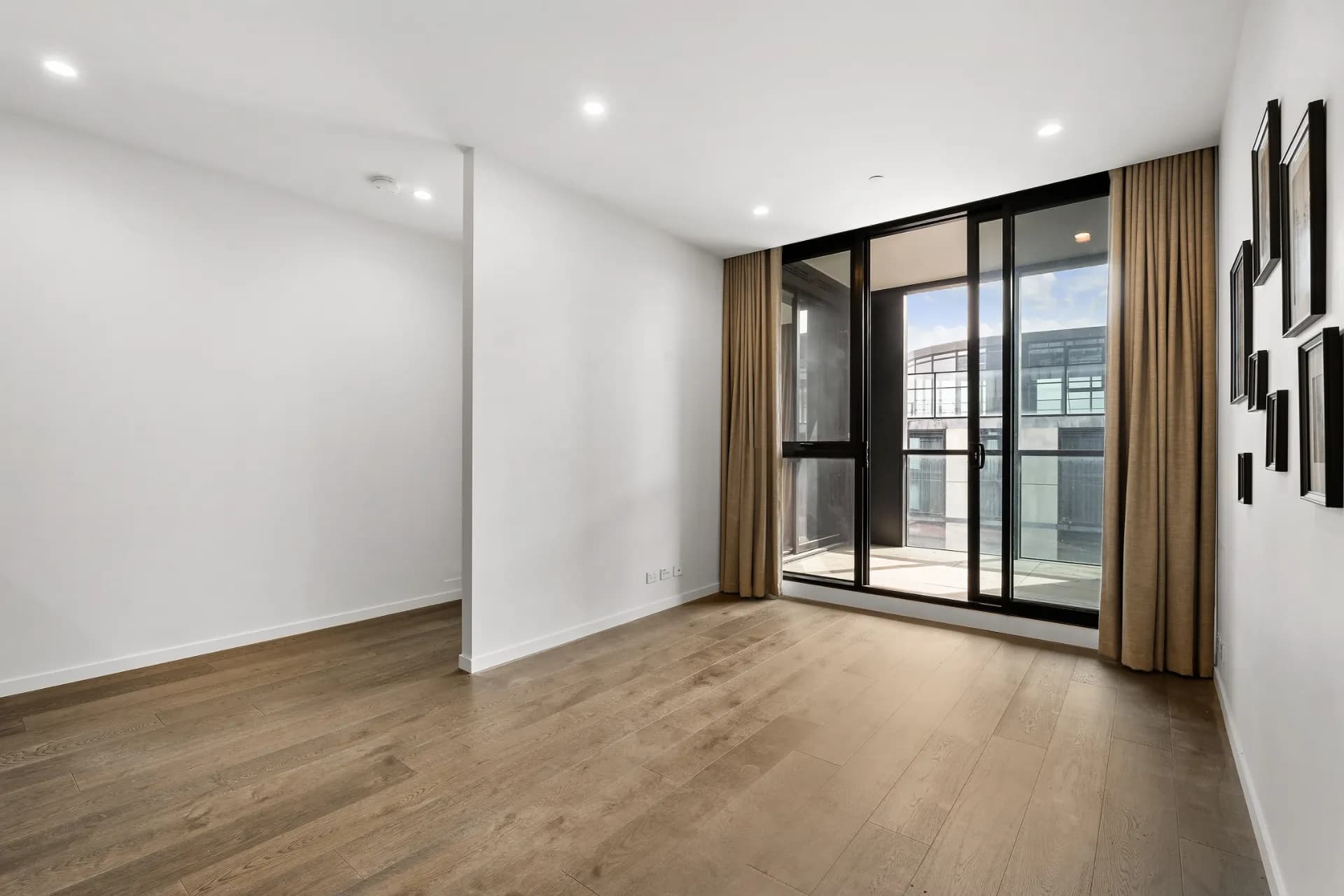 707/112 Adderley Street, West Melbourne, VIC, West Melbourne - Image 1