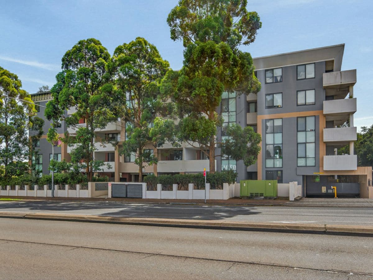 15/31 Third Avenue, BLACKTOWN, Blacktown - Image 1