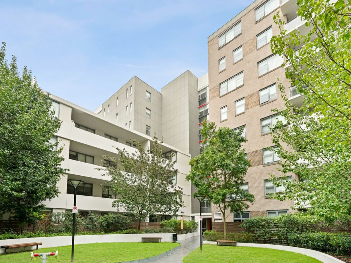 2/9 Mooltan Avenue, MACQUARIE PARK, Macquarie Park - Image 1