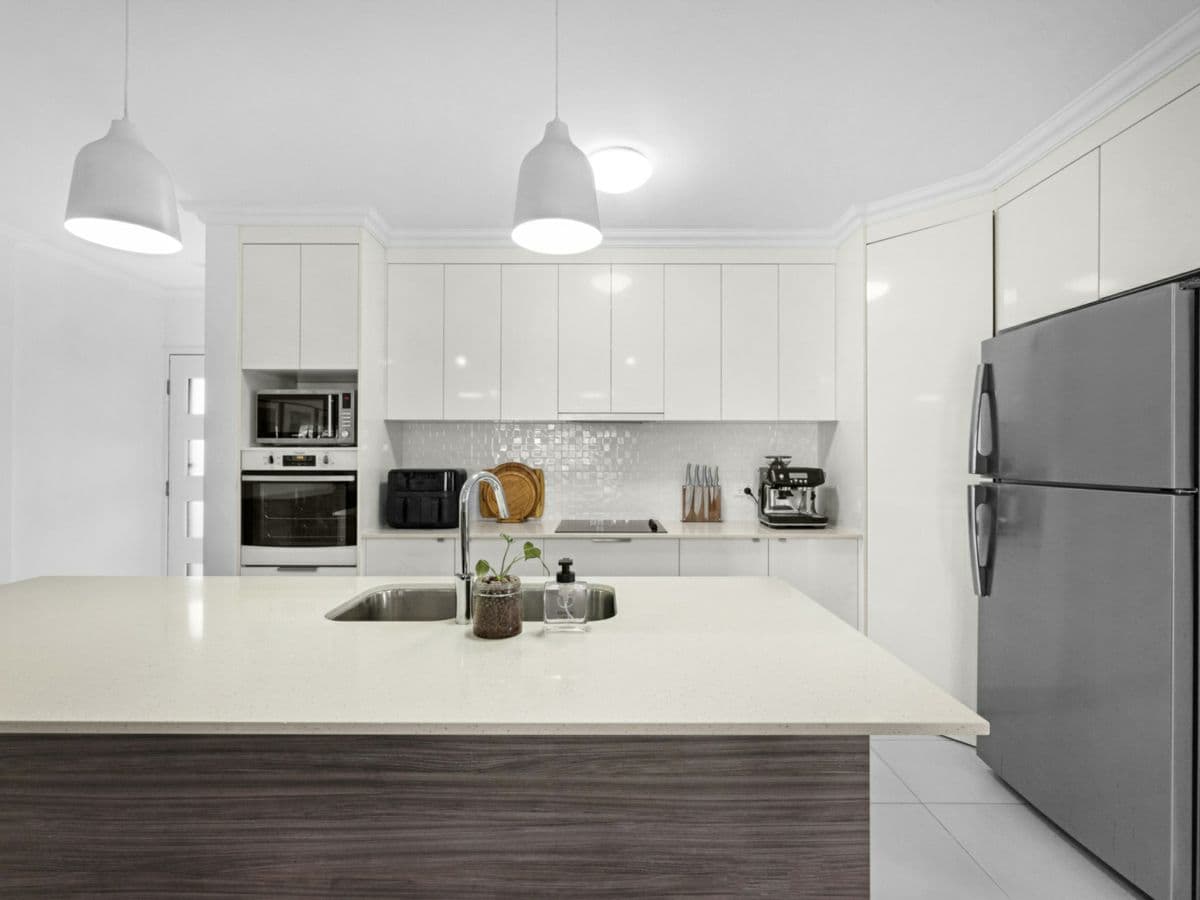 70 Lake Drive, YENGARIE, Yengarie - Image 1