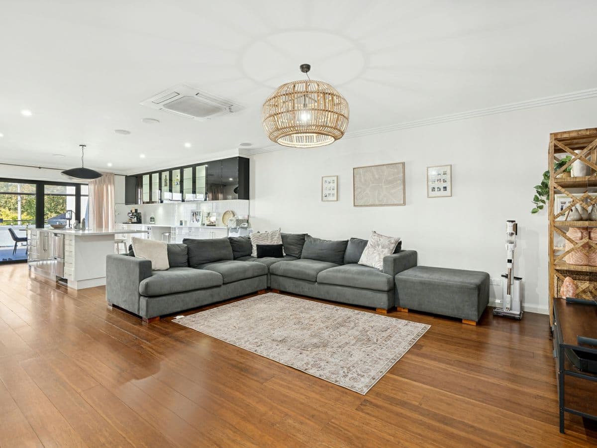 80 Pine Avenue, LEETON, Leeton - Image 1