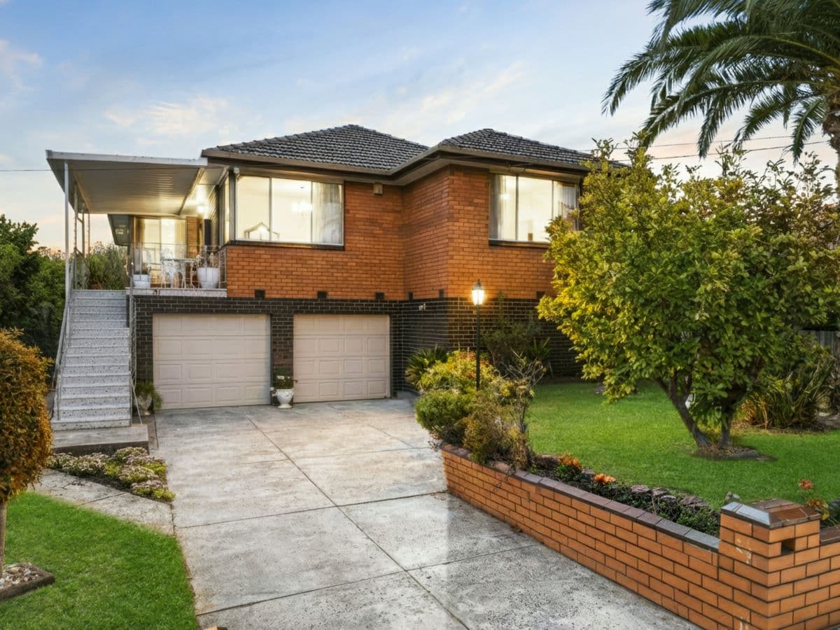31 Glencannon Crescent, CLAYTON SOUTH, Clayton South - Image 1
