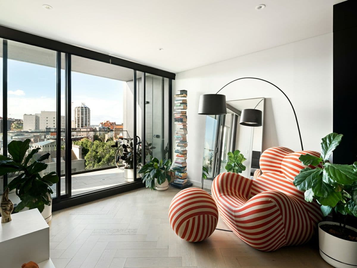 701/37-41 Bayswater Road, POTTS POINT, Potts Point - Image 1