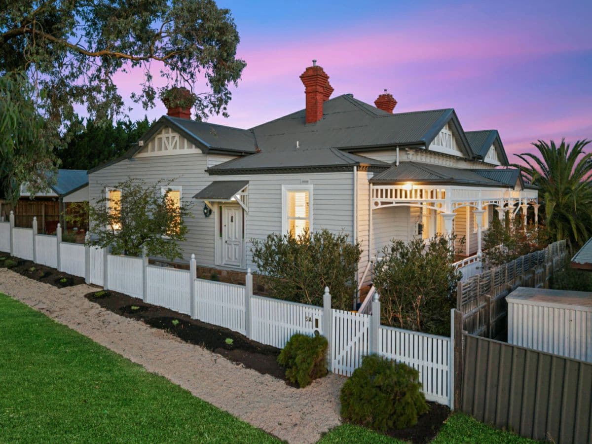 5A Harkness Street, QUARRY HILL, Quarry Hill - Image 1