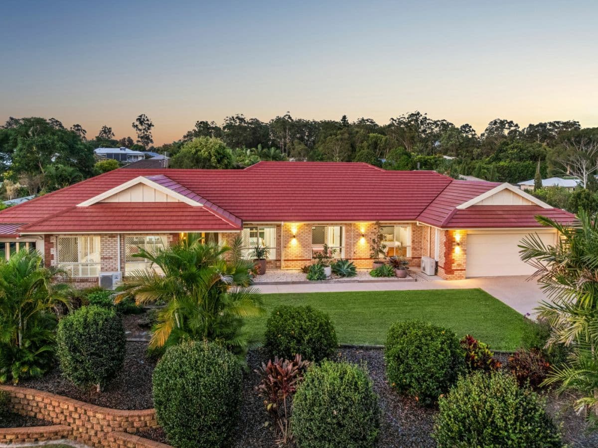25 Allan Avenue, GLASS HOUSE MOUNTAINS, Glass House Mountains - Image 1